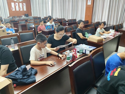 邓尉村|“巧手制卫星 运载航天梦”      航天科普活动