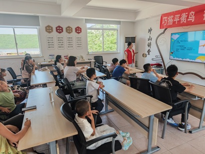 冲山村|巧搭平衡鸟，探寻重心秘