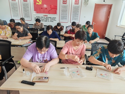 冲山村|指尖上的非遗——乐龄螺钿体验活动 冲山村|指尖上的非遗——乐龄螺钿体验活动