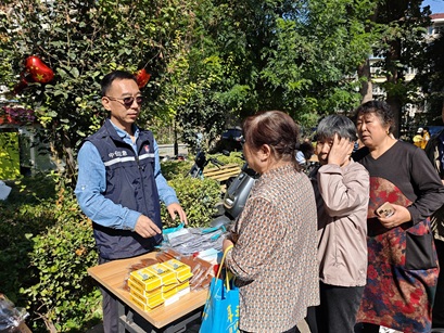 月满华诞，情暖中仓 中仓社区喜迎双节文艺汇演精彩纷呈