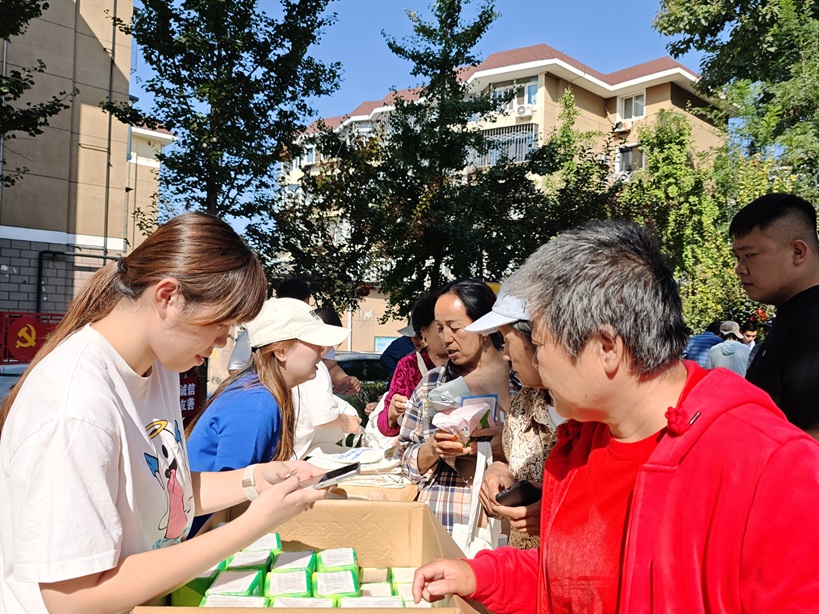月满华诞，情暖中仓 中仓社区喜迎双节文艺汇演精彩纷呈