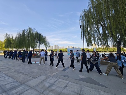 凝心聚力拔河赛，共筑“副中心有我”新风尚