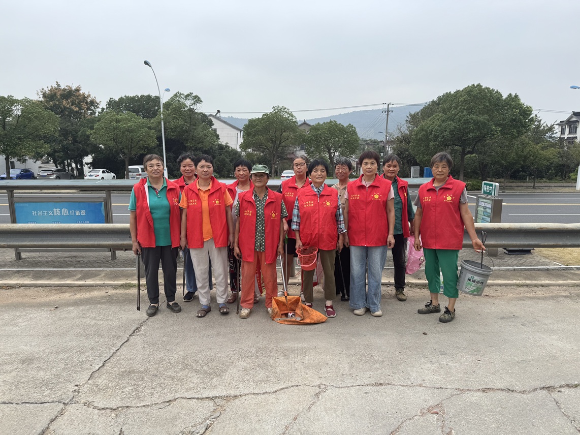 梅园社区|“洁净家园,志愿同行”活动 梅园社区|“洁净家园,志愿同行”活动