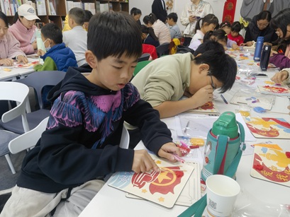 童心向党,阅见美好——新华街道亲子共读活动温暖开展 童心向党,阅见美好——新华街道亲子共读活动温暖开展