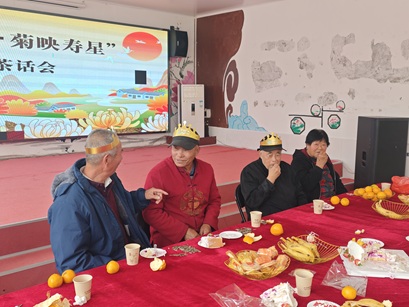 【大孟庄村镇社工站】孝满杨店・菊映寿星:杨店村重阳孝德生日会 温情满院 【大孟庄村镇社工站】孝满杨店・菊映寿星:杨店村重阳孝德生日会 温情满院