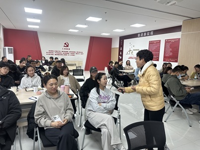 潞城镇“社区书记讲堂”开讲!青年社工解锁协商议事“新技能” 潞城镇“社区书记讲堂”开讲!青年社工解锁协商议事“新技能”
