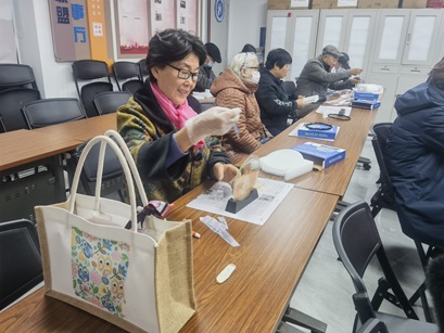 健康护航暖人心! 新华街道“新动合伙人”文化建设活动温情开展 健康护航暖人心! 新华街道“新动合伙人”文化建设活动温情开展
