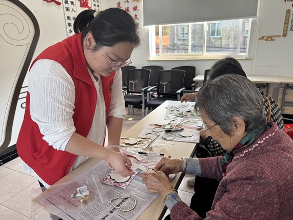 冲山村|以非遗,迎立冬——宋锦珍珠风铃手作活动 冲山村|以非遗,迎立冬——宋锦珍珠风铃手作活动