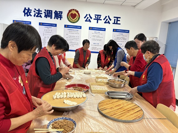 【大王古庄镇社工站】泰丰家园社区“冬日初筵,“饺”聚泰丰”立冬主题活动 【大王古庄镇社工站】泰丰家园社区“冬日初筵,“饺”聚泰丰”立冬主题活动