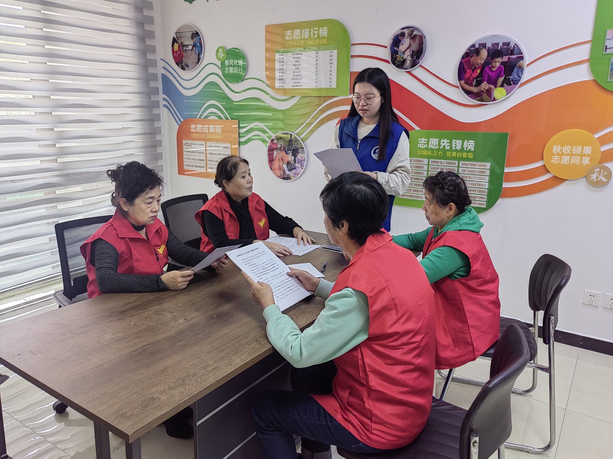 【大王古庄镇社工站】“驿”讲愈熟,暖阳愈暖——第二期讲解围读会 【大王古庄镇社工站】“驿”讲愈熟,暖阳愈暖——第二期讲解围读会