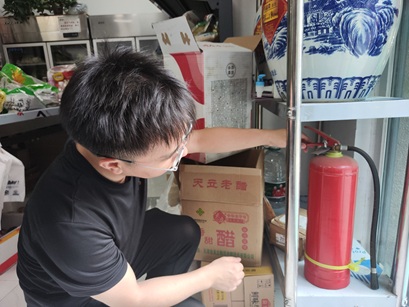 “优‘蔡’志愿之星”第七期:田振飞——网格里的“暖心守护者” “优‘蔡’志愿之星”第七期:田振飞——网格里的“暖心守护者”
