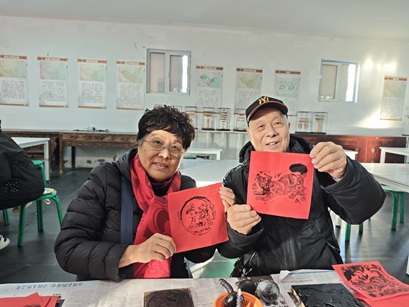匠心传韵聚合力 志愿赋能谱新篇——京贸北区社区志愿者走进木作博物馆参观体验，为社区治理注入志愿力量