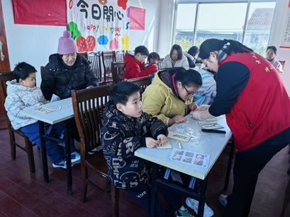 冲山村|举起创意,承载知识--起重机模型制作 冲山村|举起创意,承载知识--起重机模型制作