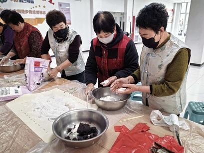 【南蔡四助服务】畔景庭苑社区:“畔景聚暖意·元宵传浓情”元宵节主题活动 【南蔡四助服务】畔景庭苑社区:“畔景聚暖意·元宵传浓情”元宵节主题活动
