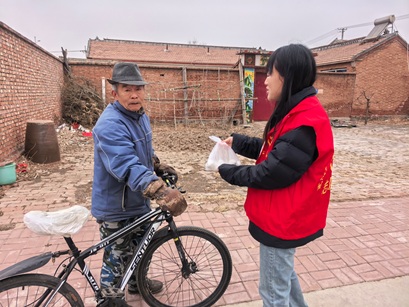 【南蔡村镇四助服务】九百户村:“巧手包汤圆·邻里共团圆”元宵节主题活动 【南蔡村镇四助服务】九百户村:“巧手包汤圆·邻里共团圆”元宵节主题活动