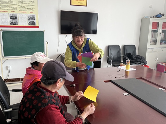【南蔡村镇社工站】刘羊坊村“暖阳相伴·心灵疗愈”小组开始啦 【南蔡村镇社工站】刘羊坊村“暖阳相伴·心灵疗愈”小组开始啦