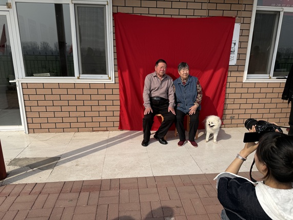 【南蔡村镇四助服务】“乡韵留影·定格幸福”刘羊坊村暖心留影活动 【南蔡村镇四助服务】“乡韵留影·定格幸福”刘羊坊村暖心留影活动