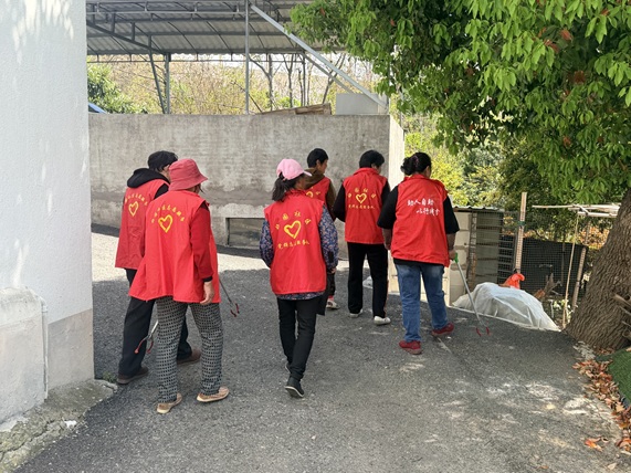 梅园社区|“红马甲添社区亮色 梅园人筑安全长城”活动 梅园社区|“红马甲添社区亮色 梅园人筑安全长城”活动