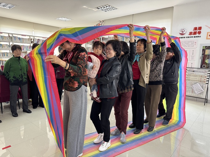太湖渔港|“银龄活力‘脚’逐赛” 健身活动(1) 太湖渔港|“银龄活力‘脚’逐赛” 健身活动(1)