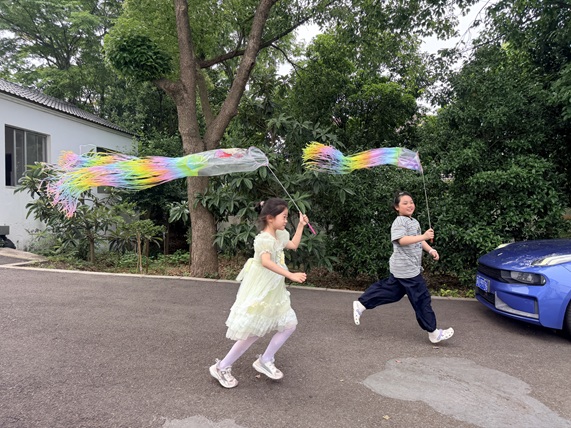 梅园社区|“筝筝日上 不负春光”活动 梅园社区|“筝筝日上 不负春光”活动